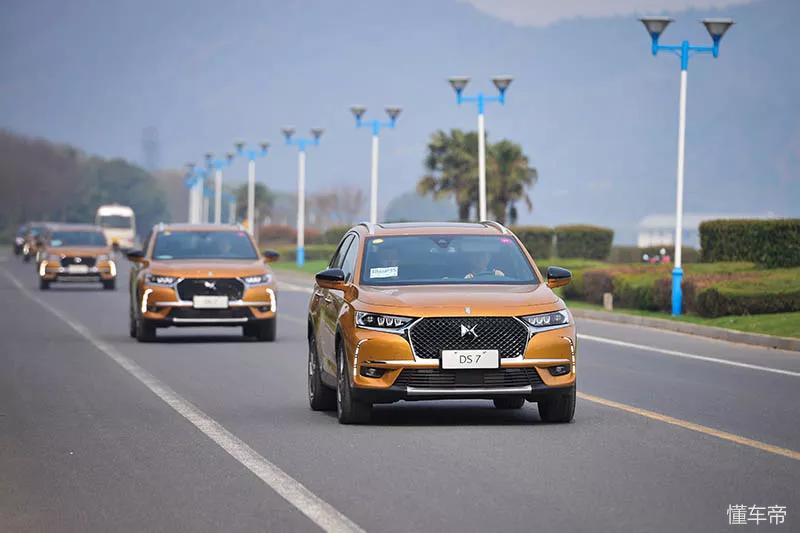 未来感十足新款ds7全球首发亮相,设计为王人性为先试驾国产ds7