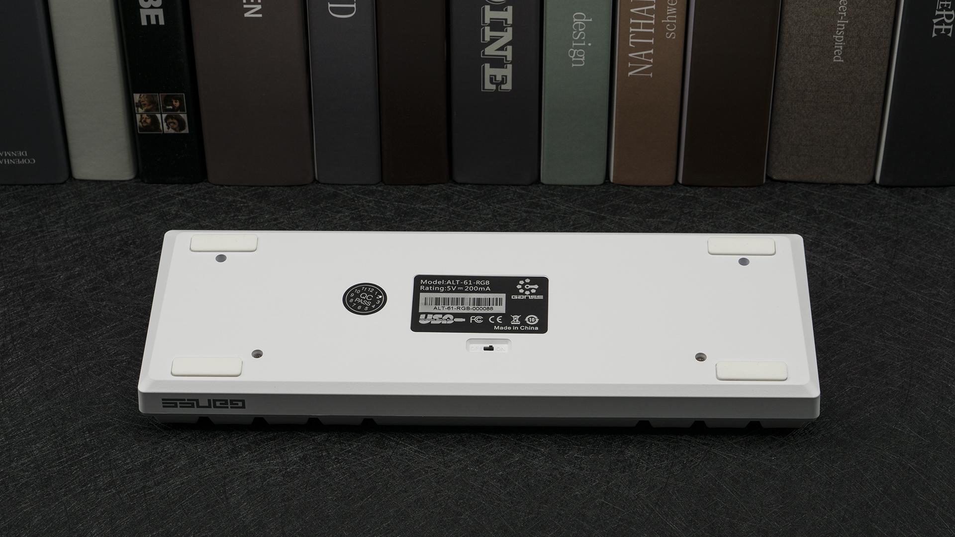 cherry键盘红轴推荐,cherry键盘红轴是最好的吗