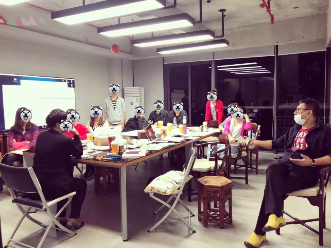 连实体店都没有的[连咖啡]，是如何打劫星巴克的？