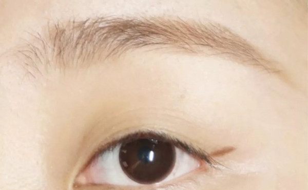 单眼皮怎么画眼线伪素颜,单眼皮怎么画眼线呢素颜