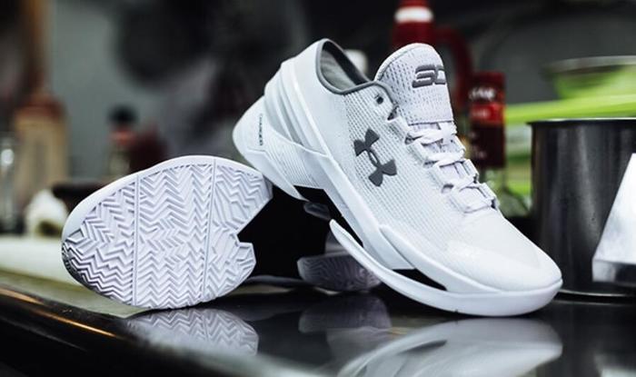 球鞋低帮推荐200以内高颜值,安踏低帮高颜值球鞋