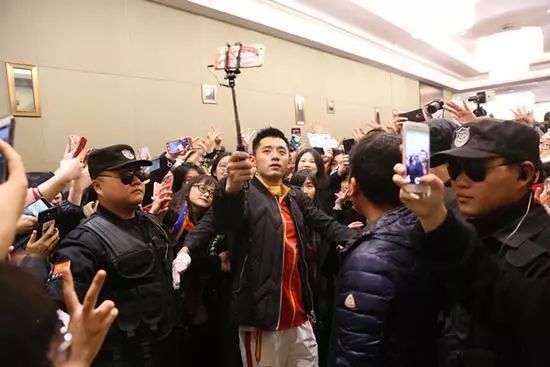 张继科为什么进入娱乐圈,张继科被娱乐圈称为什么