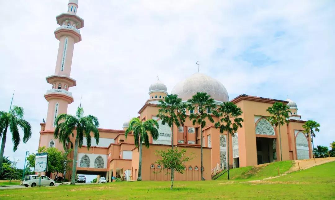 仙本那和印度尼西亚潜水哪个更好,仙本那彩湖潜水度假村多少钱一天