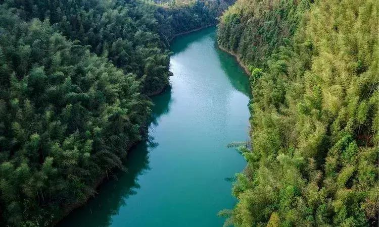 媲美九寨沟的碧湖潭，被誉为萍乡小三峡，是不可错过的世外仙境