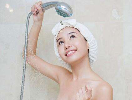 经期不洗澡科学吗,经期不能洗澡洗头是真的吗