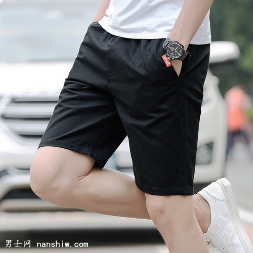 黑裤子水洗掉毛严重怎么处理,黑色裤子掉颜色有什么小妙招