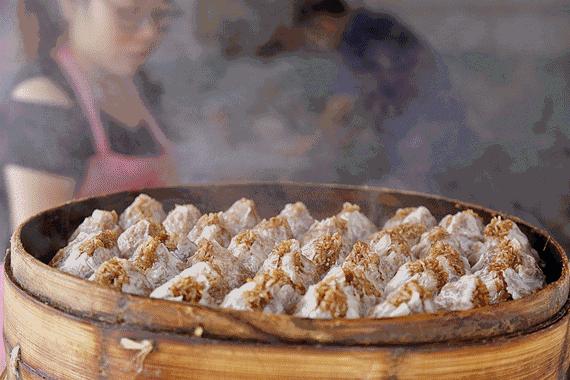 有一种炫富叫人到中年父母健在,有一种高级的炫富