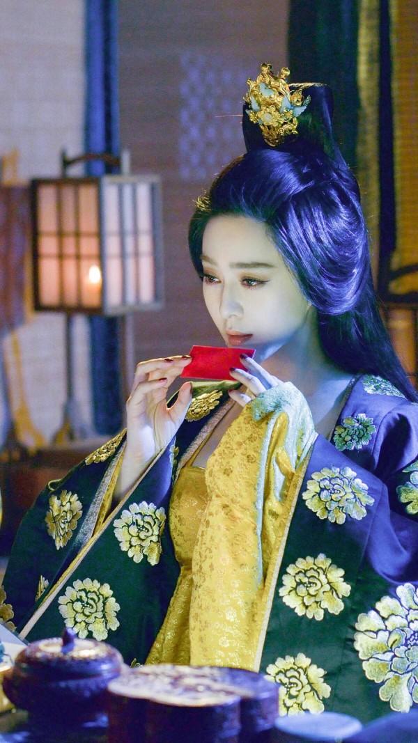 范冰冰上学的时候,范冰冰谈学生时期