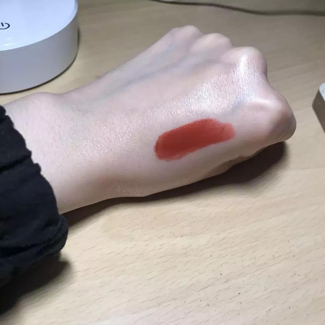 黄皮适合的奶杏色口红推荐,小蛮腰口红色号推荐黄皮