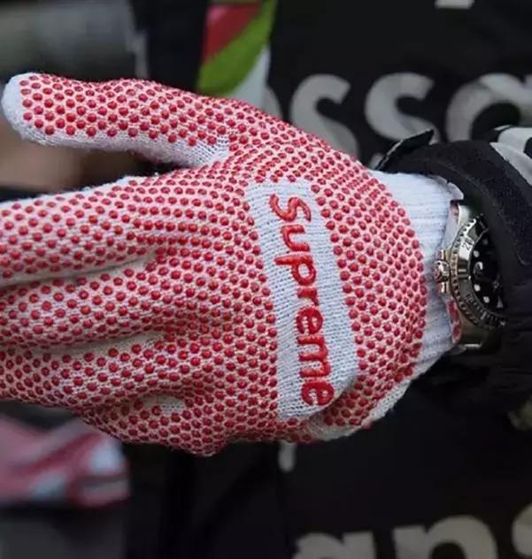 supreme日本卖多少钱,supreme日本专卖店