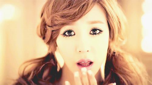 眼精华眼霜眼膜,眼精华和眼膜眼霜