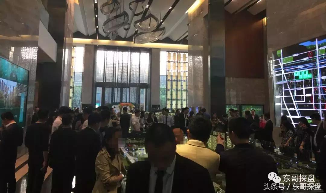 又一神盘诞生，花儿为什么这样红？