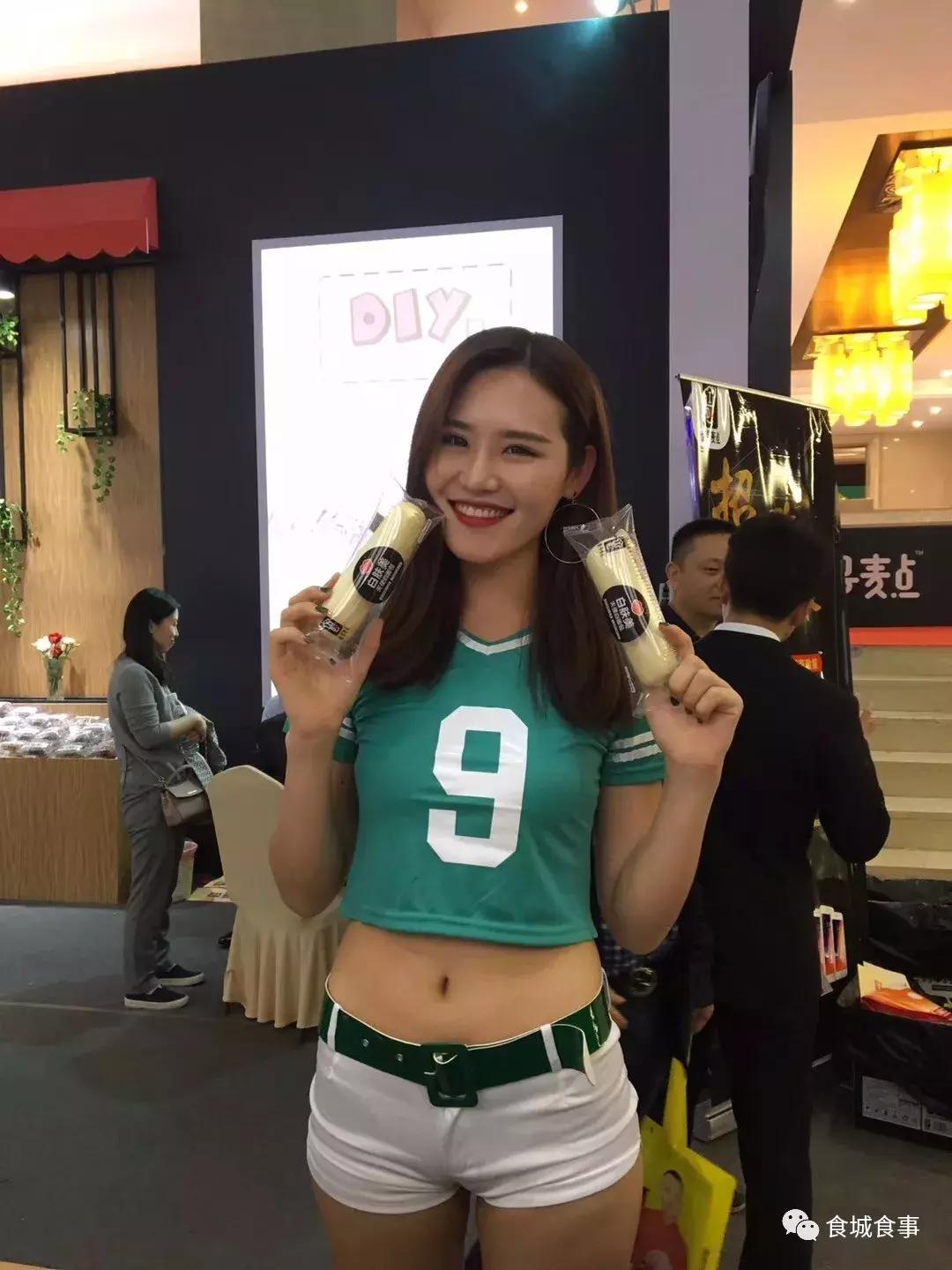 肤白貌美大长腿!咬一口如天使般温柔