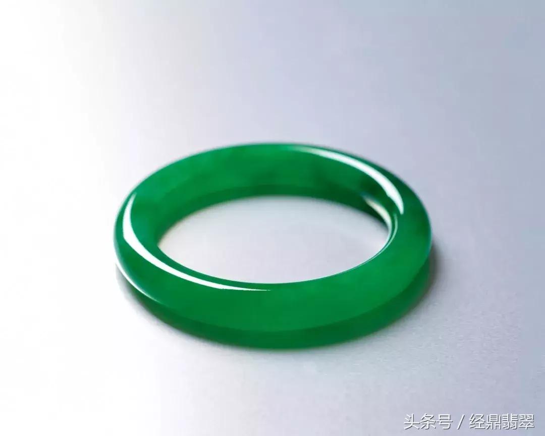 香港保利2021春拍成效翡翠,2021年保利翡翠拍卖成交记录