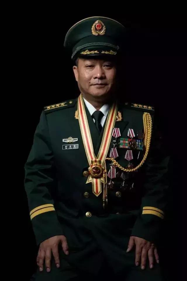 致敬公安英烈那些身影从未走远,致敬中国边防军人2020年的故事