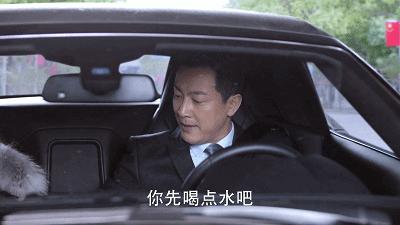 把性骚扰当打情骂俏，怪不得人民日报要批评《谈判官》等烂剧……