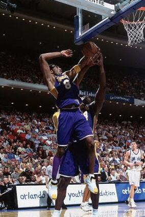 回忆篇从青涩到成熟记忆里的黑曼巴 ----科比战靴系列