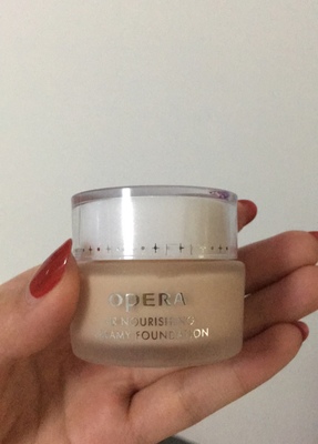 露华浓510和雅诗兰黛420,露华浓225和雅诗兰黛42颜色一样吗