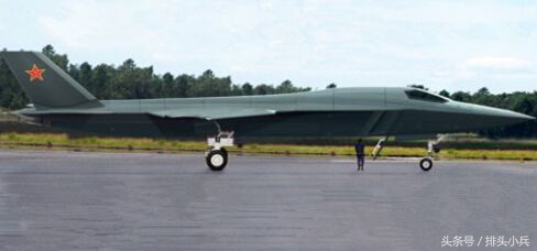 轰18隐身轰炸机的最大航程,轰18轰炸机现有几架