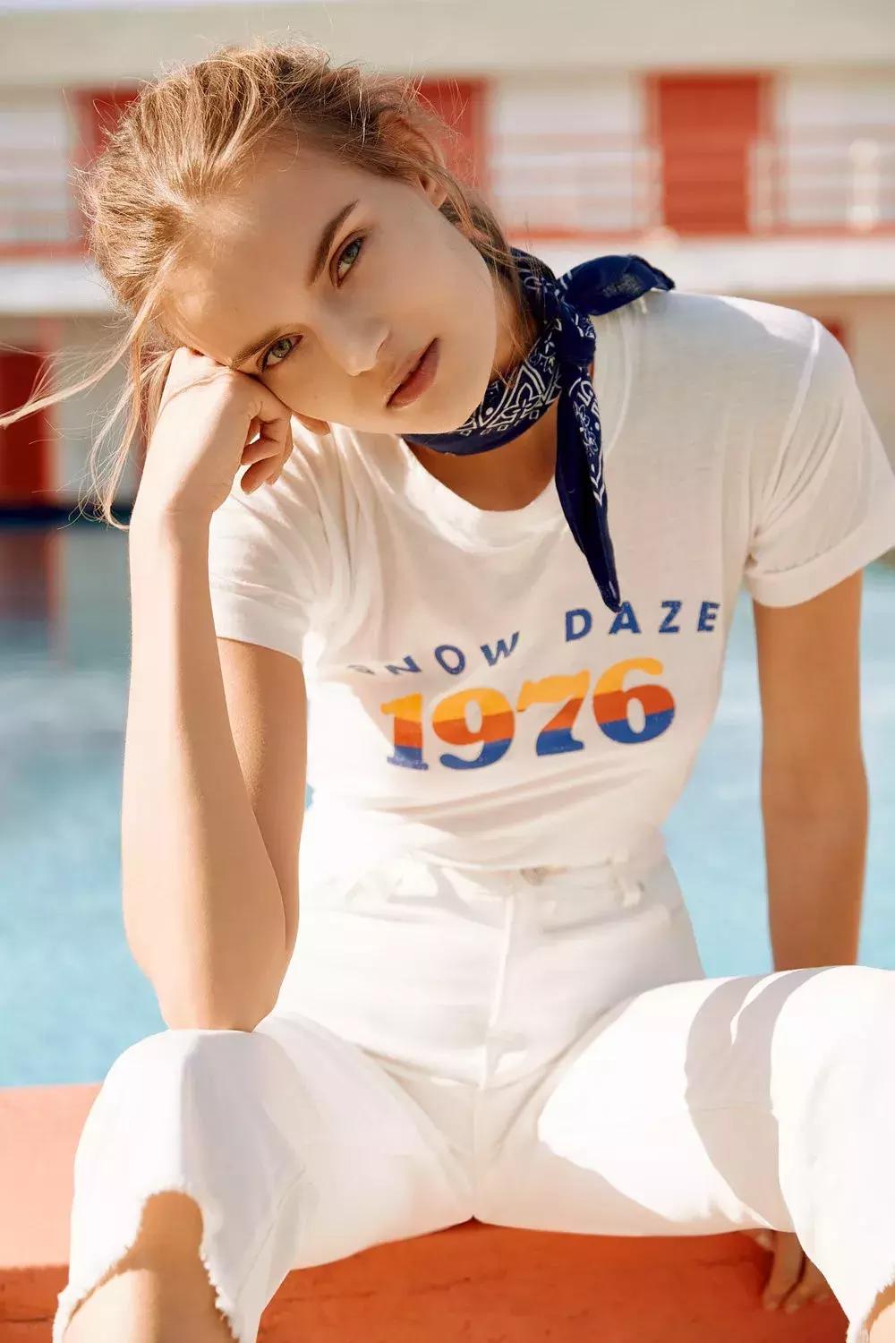 各种丝巾怎么戴,丝巾各种各样戴法