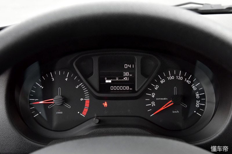 爱丽舍捷达桑塔纳,老款捷达对比桑塔纳爱丽舍