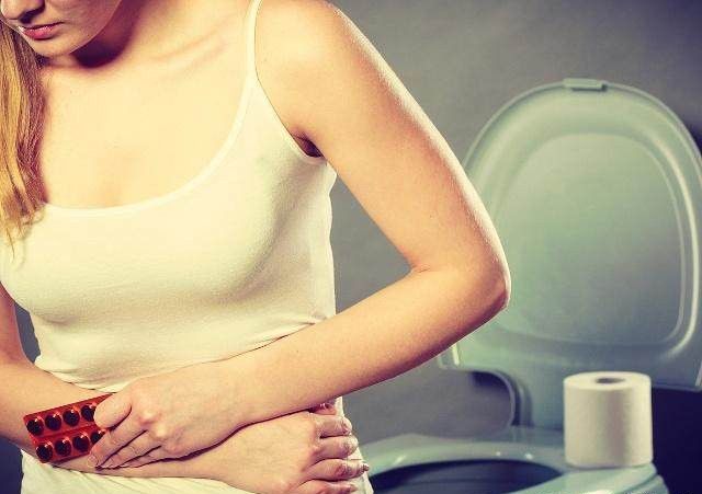 女性经常做这5件事会衰老,女人容易得妇科病的几个原因