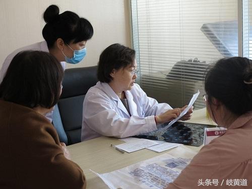 女性尖锐性湿疣是感染hpv吗,尖锐性湿疣是女的引起的吗