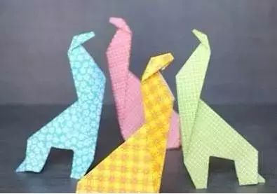 在家陪小孩玩什么游戏,周末和孩子在家玩什么小游戏