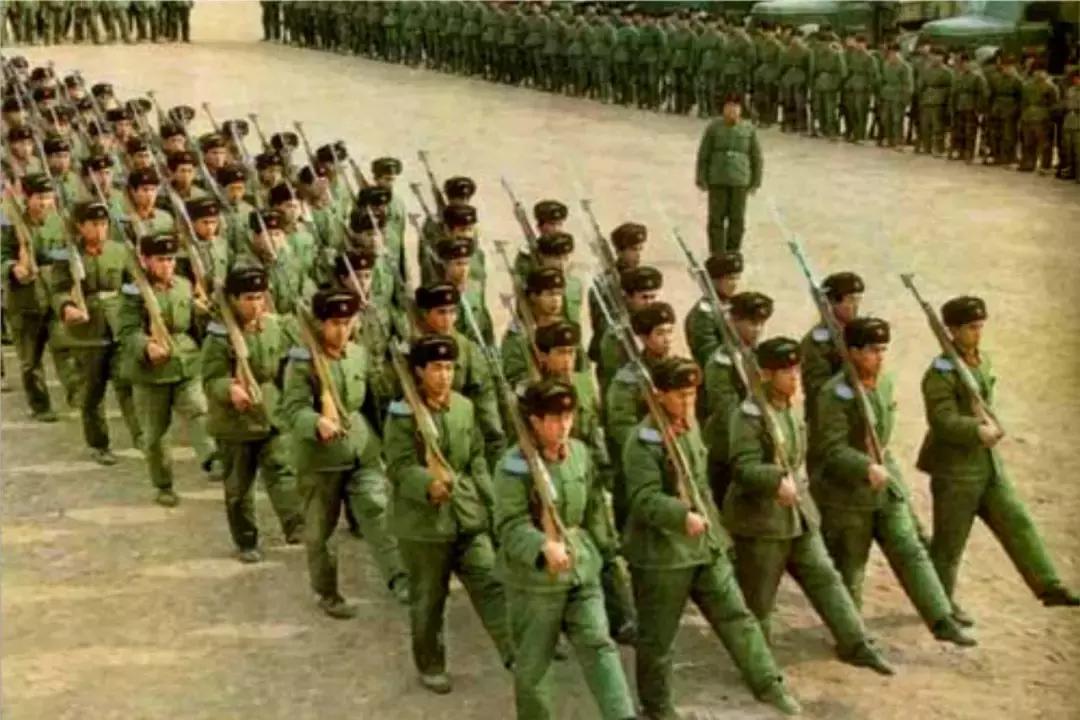 上半身像150斤下半身像120斤倒三角,上半身像150斤下半身像120斤