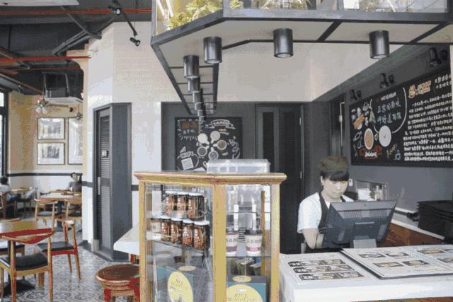 装修闽南特色小吃店,充满闽南古早元素的一家咖啡馆