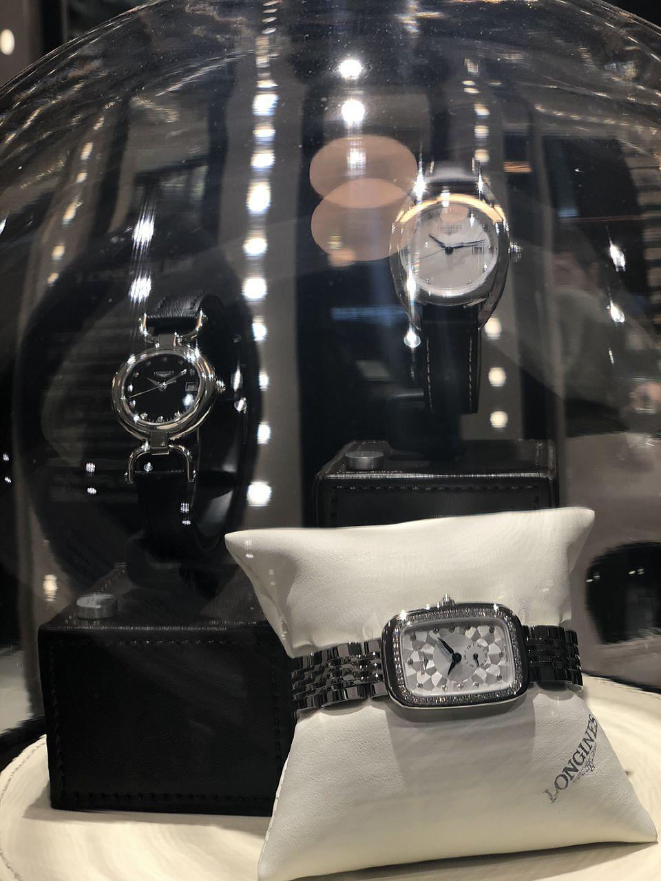 巴塞尔钟表展王源,王源巴塞尔钟表展封神照