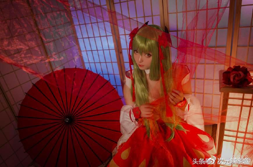 「辣条姬の安利时间」爱穿紧身衣的绿毛女王---C.C