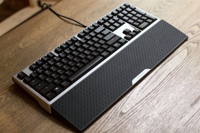 吃鸡手机机械键盘,吃鸡公认最好的游戏键盘