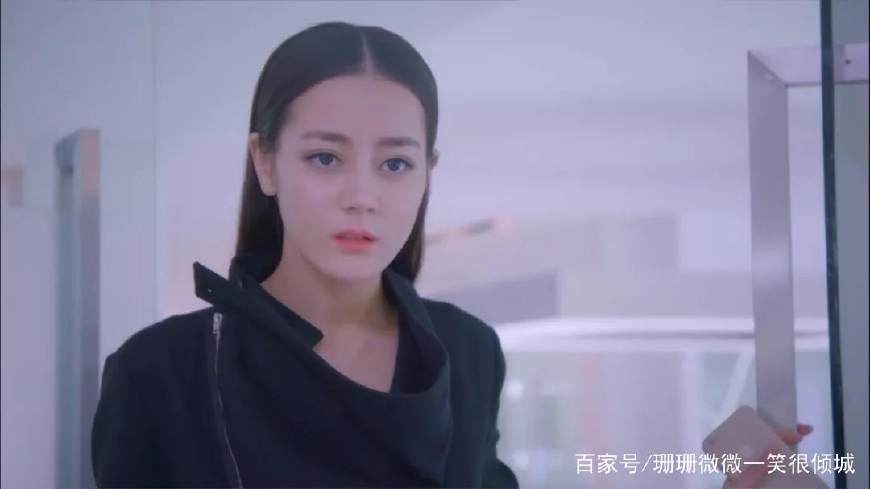 迪丽热巴浓颜系妆容,迪丽热巴暗黑系妆容口红