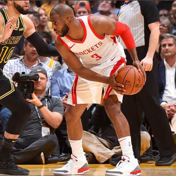 nba赛场球鞋特写,安踏kt8纪念科比