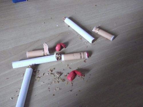 吸了别人快递的烟,吸了别人的烟