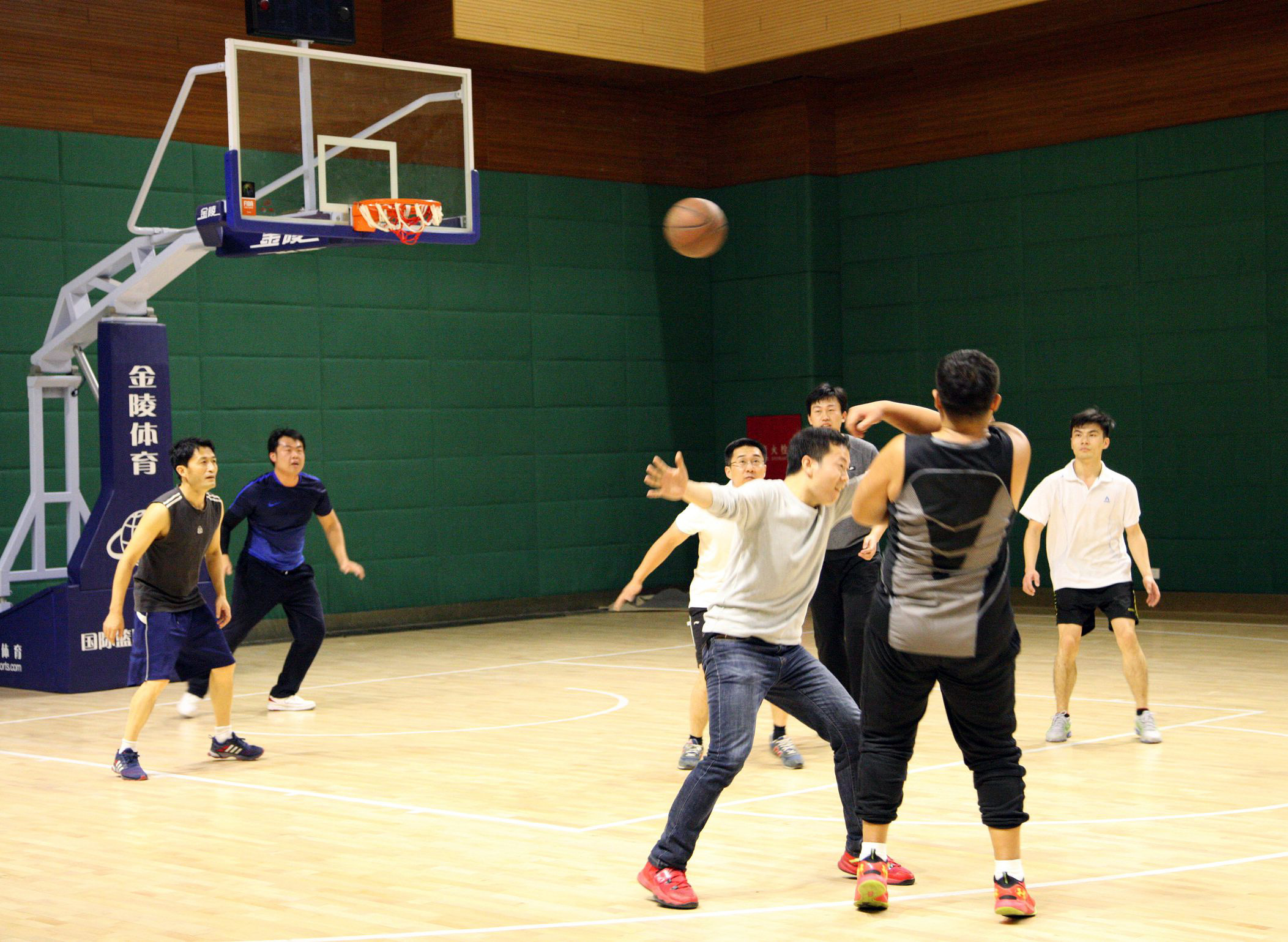 练乒乓球有助于练篮球吗,体育赛事篮球乒乓球