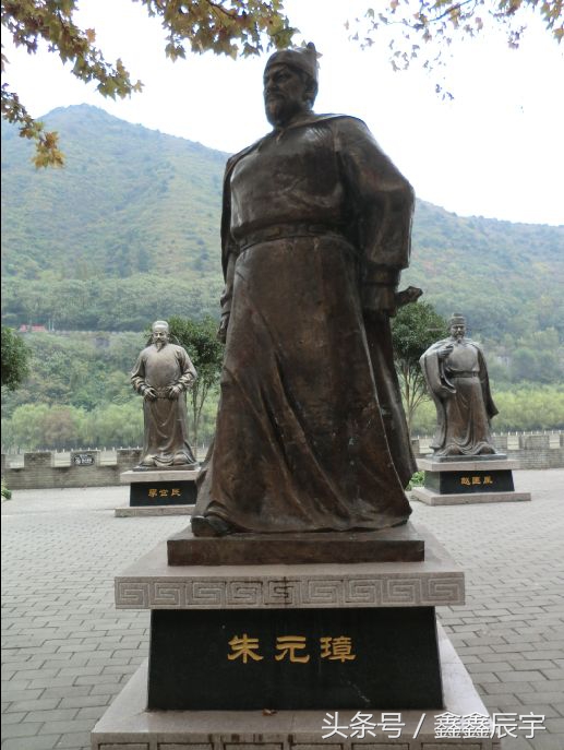 天外有天人外有人对联,一副对联写尽世态炎凉