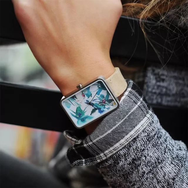 你离春天还差一块手表的距离