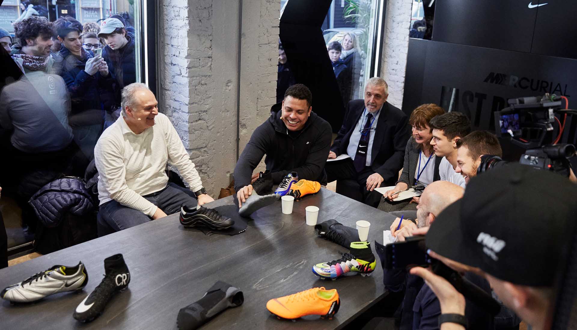 新一代速度之王NikexVirgilAbloh联名带你回忆“刺客”20年