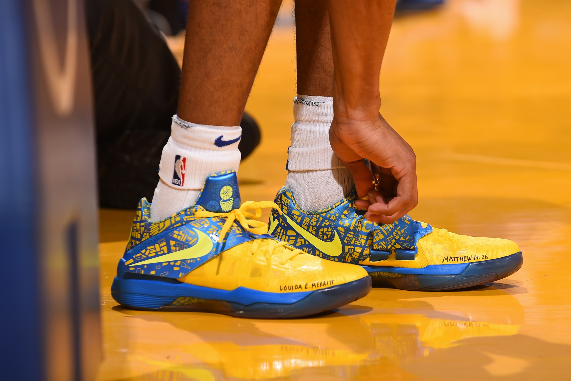 2018年美国nba篮球,nba十大公认最好篮球鞋