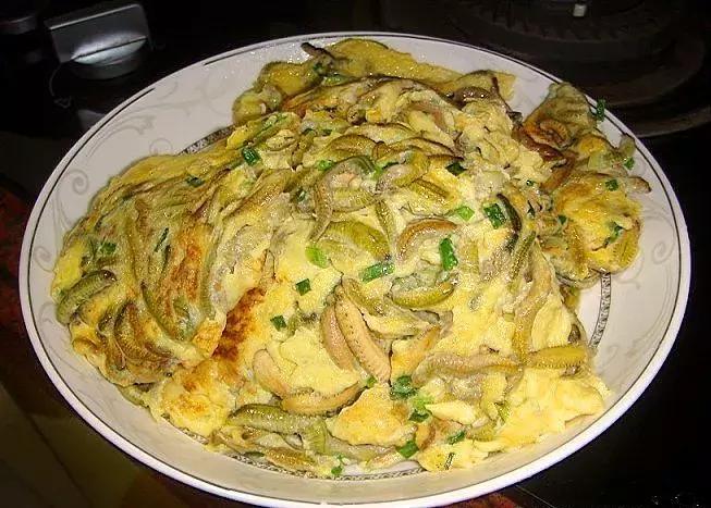 细长的白色水虫,东北小水虫