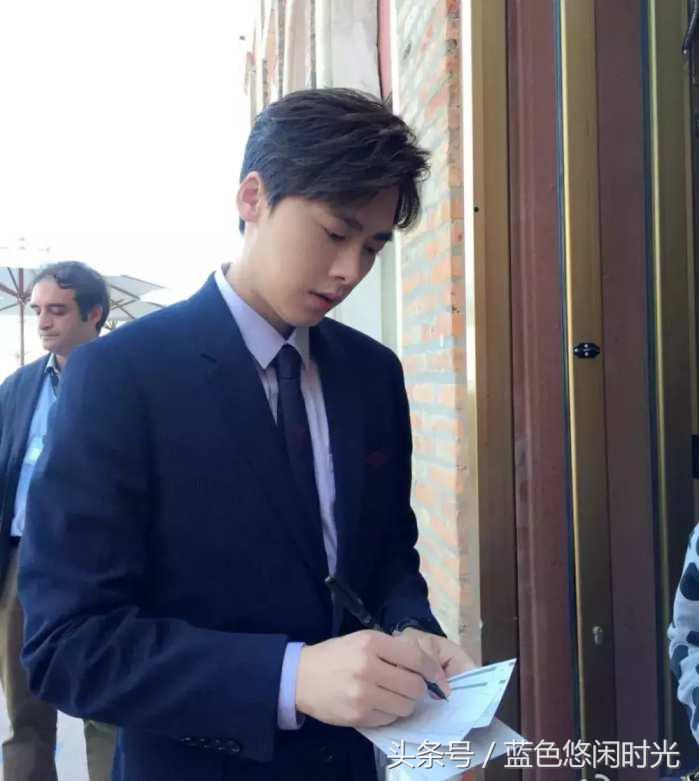 怎么看粉丝关注的人,怎么看追星的人