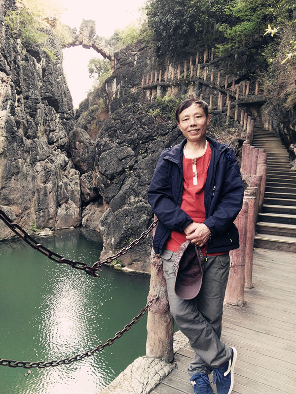 黄果树壮丽加天星桥精致繁复再加上陡坡塘的清雅成就完美布局