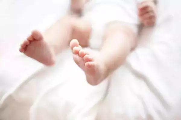 宝宝的机能鞋有必要执着于品牌吗,儿童机能鞋曝光