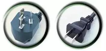 德国插头转换中国插座,旅行插座全球通转换插头