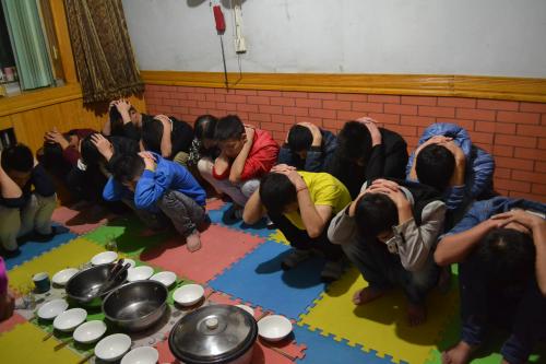 午夜鬼话鬼故事,午夜鬼话故事朗读