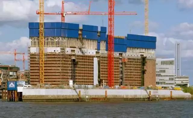 德国易北音乐厅,易北爱乐音乐厅开幕音乐会