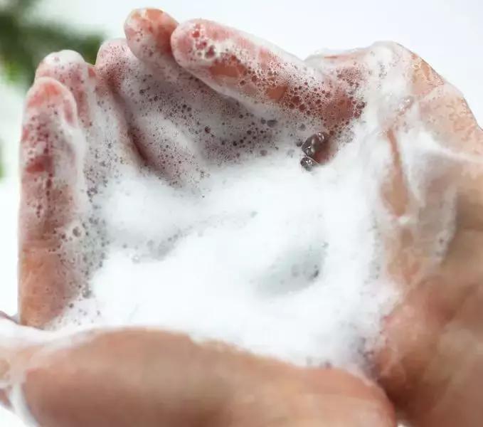 超高性价比的4款洗面奶推荐,美白淡斑洗面奶回购第一的牌子