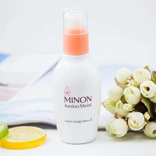 最适合夏天的化妆水,十大适合夏天用的水乳敏感肌